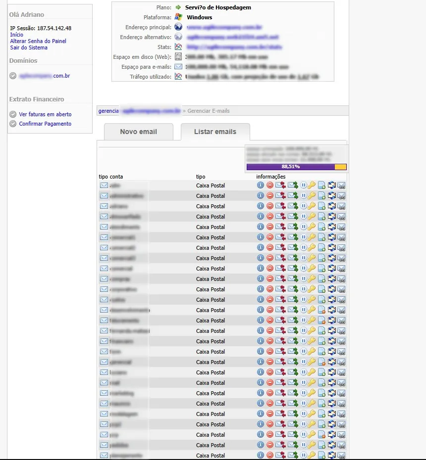 Área de gerenciamento de e-mails no painel da Malvis